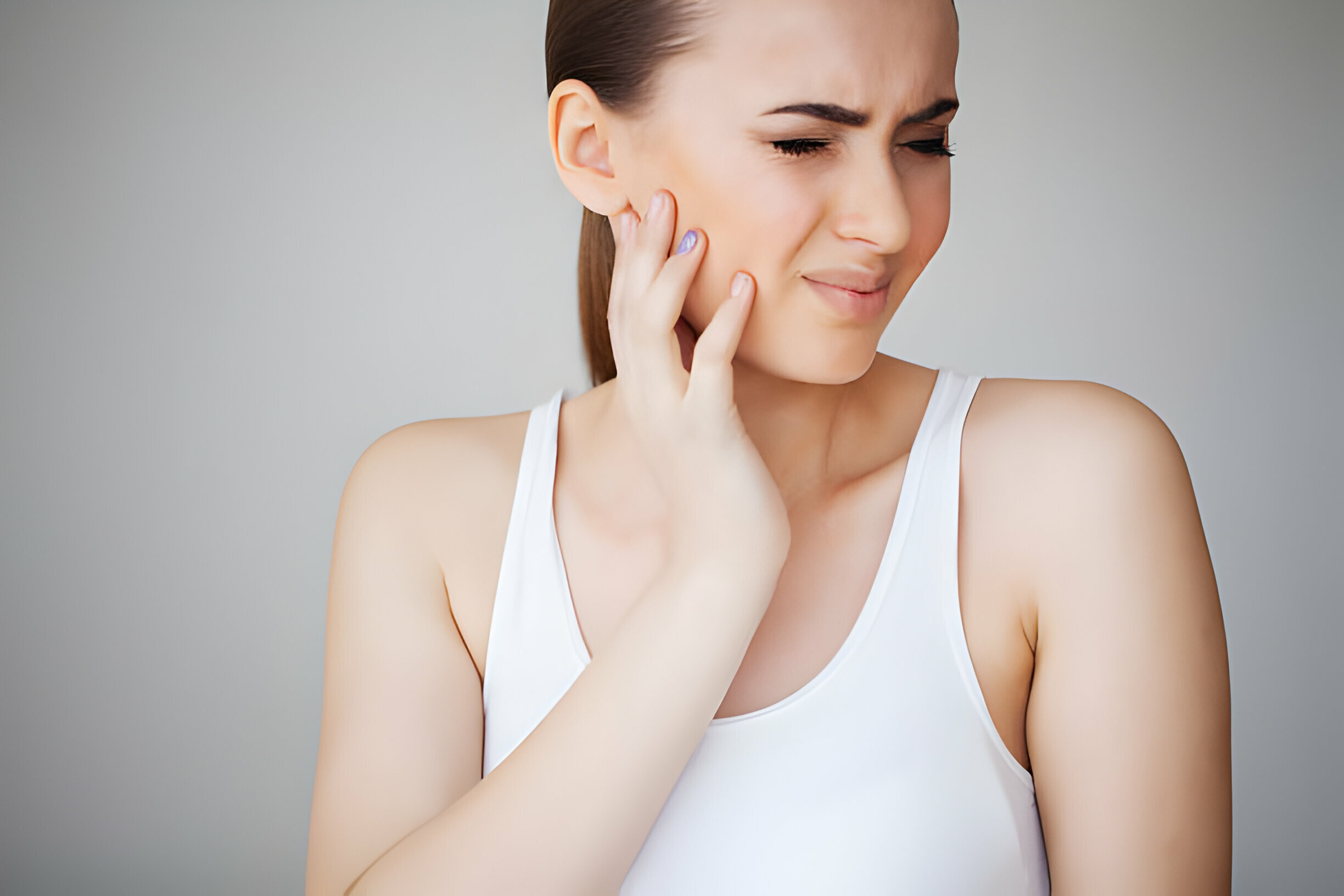 From Pain to Relief: How to Manage Toothaches with Ease_1