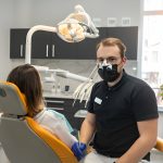 Root Canal vs. Tooth Extraction: Choosing the Right Option for Your Oral Health_FI